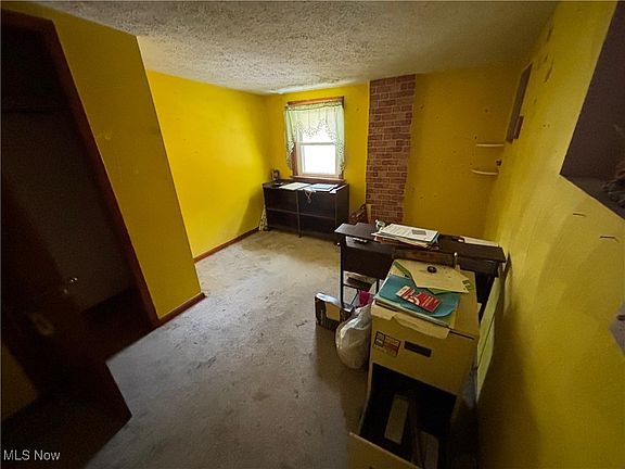 2nd image of 2371 Hillstock Ave