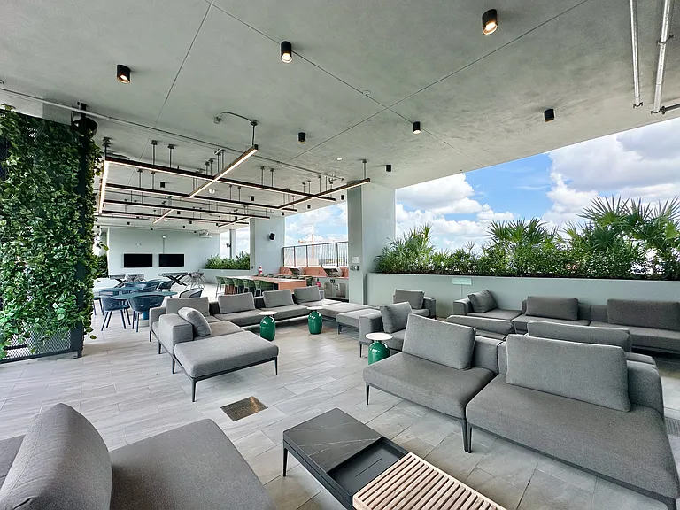 2618 N Miami Ave #A — Photo 14