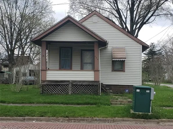 404 York Ave NW, Warren, OH 44485