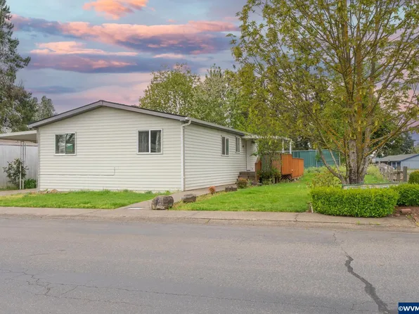 210 Evergreen Dr #1, Aumsville, OR 97325