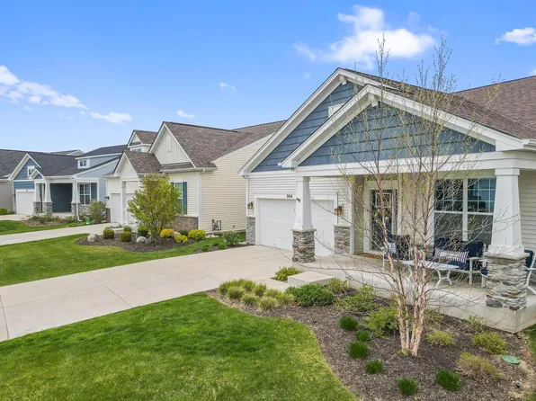 304 Cadence CIRCLE, Lake Geneva, WI 53147