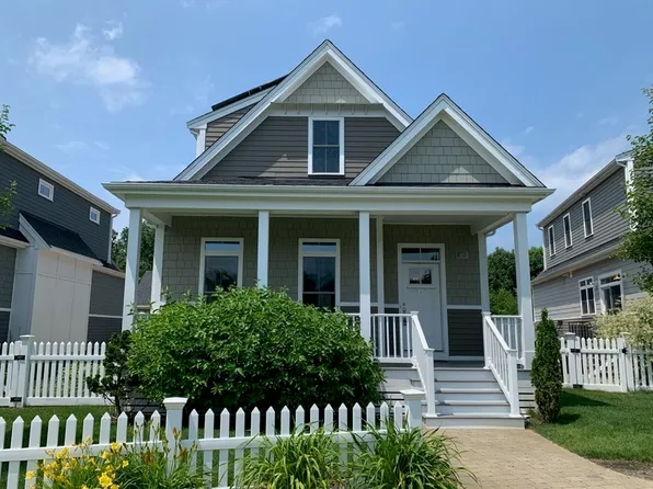 27 Boydes Xing Unit 19, Norfolk, MA 02056