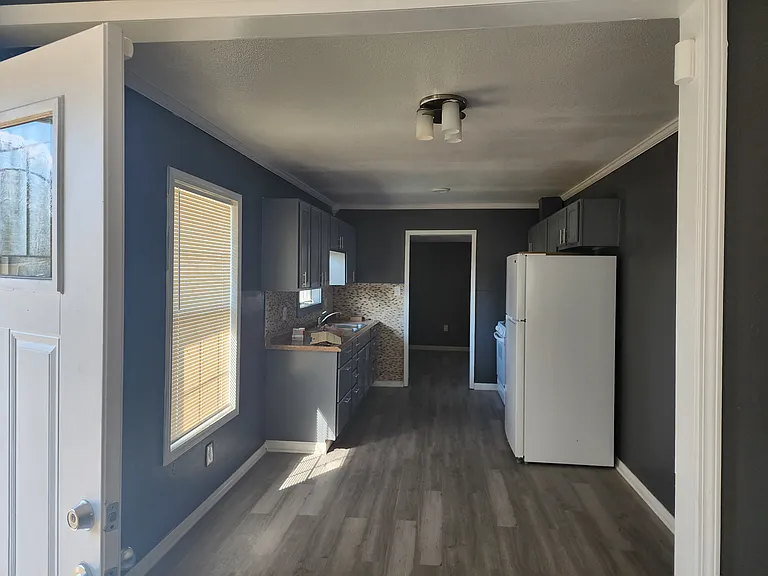 2208 Pacific St — Photo 2