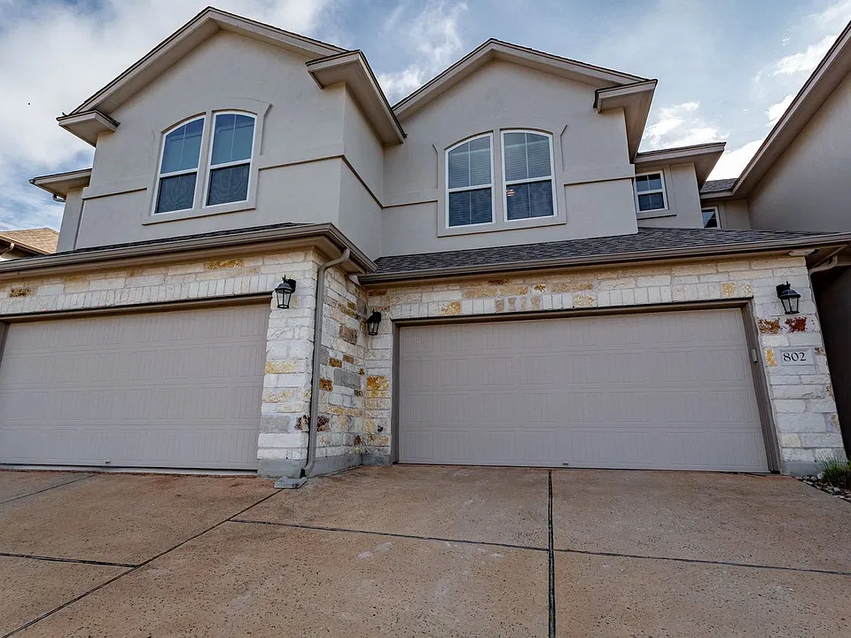 13400 Briarwick Dr #802