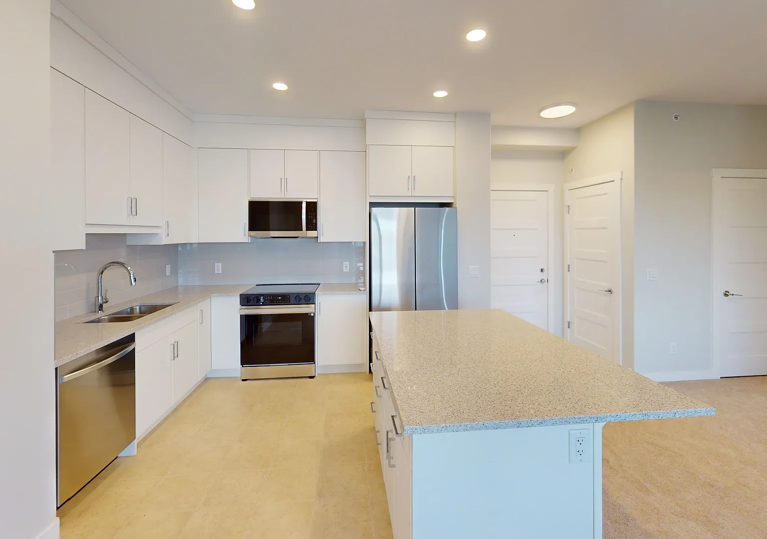 417 Wolf Hollow Crescent SE — Photo 4