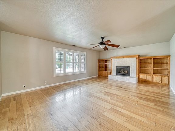 5th image of 21 Betsey Way