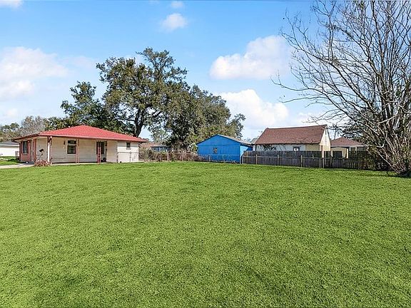 2nd image of 1430 Lauradale Dr