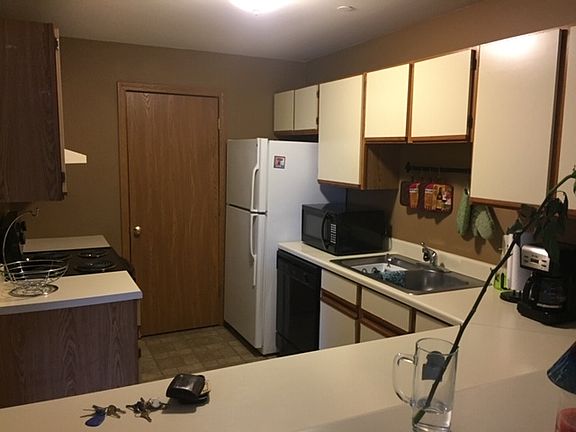2nd image of 1345 Cunat Ct APT 2B