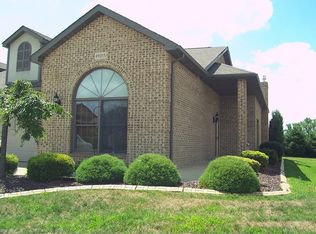 49315 Eagle Dr, East Liverpool, OH 43920