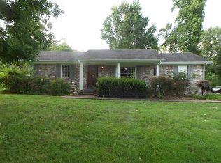 801 Apple Dr, Livingston, TN 38570