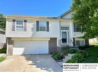 7414 S 176th St, Omaha, NE 68136