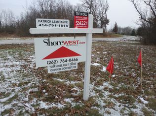 8231 Anna Ave, Waterford, WI 53185