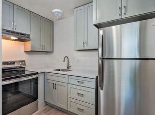 2265 McBride Ln APT Q, Santa Rosa, CA 95403