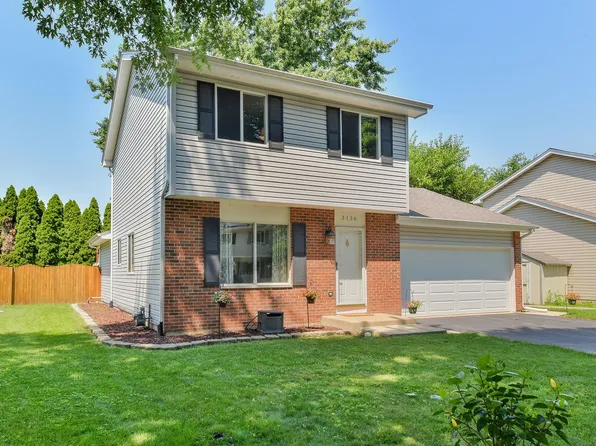 3136 Quincy Ln, Aurora, IL 60504