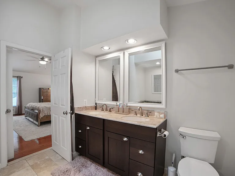 18420 Shady View Ln — Photo 25