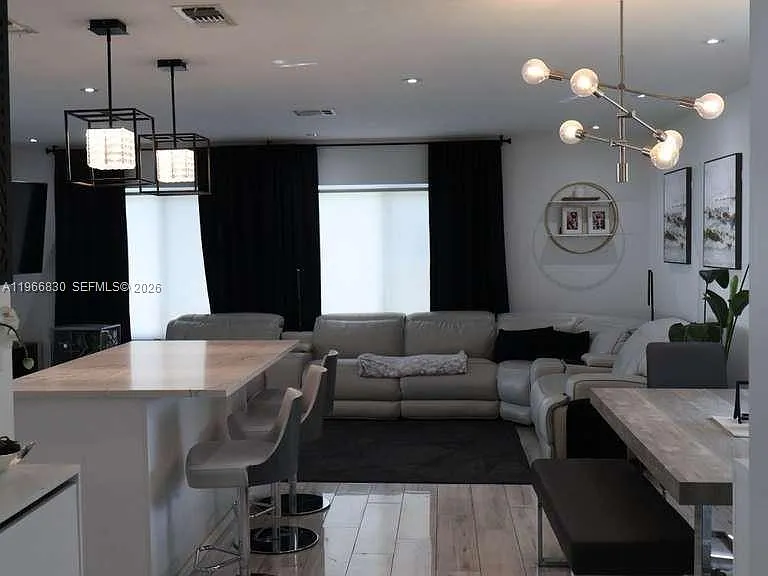 5505 SW 9th St — Photo 39