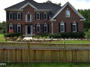 7151 Beverly St, Annandale, VA 22003