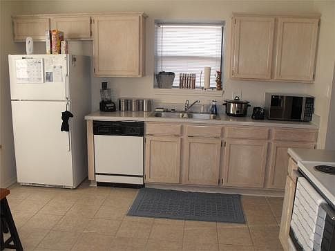 5th image of 2309 Flintstone Cir