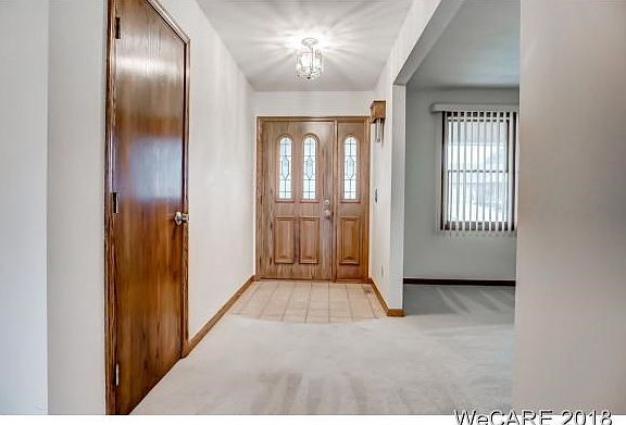 4th image of 870 Yorkshire Dr