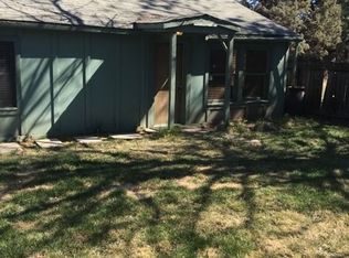 400 SE Edgewater Ln, Bend, OR 97702
