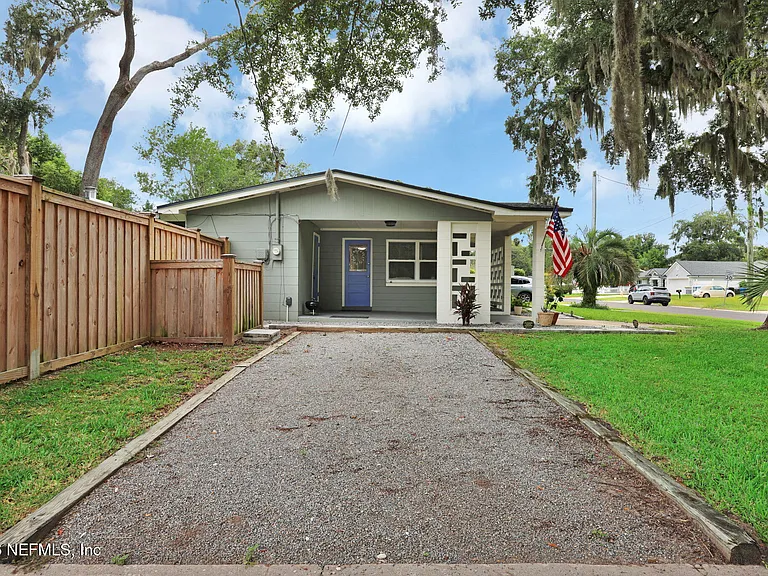 1104 Boca Grande Ave — Photo 4