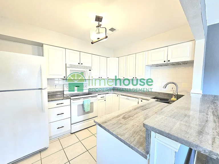 311 Norfolk Ave #1 — Photo 6
