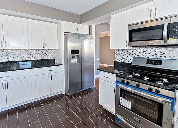 5th image of 13106 W Pin Oak Dr