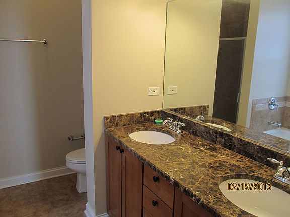 3rd image of 3611 W Montrose Ave Unit 507