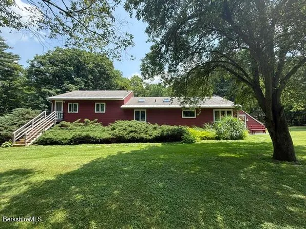 179 Sloan Rd, Williamstown, MA 01267