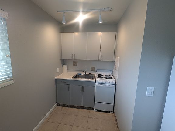 5th image of 27890 Dorris Dr #B3