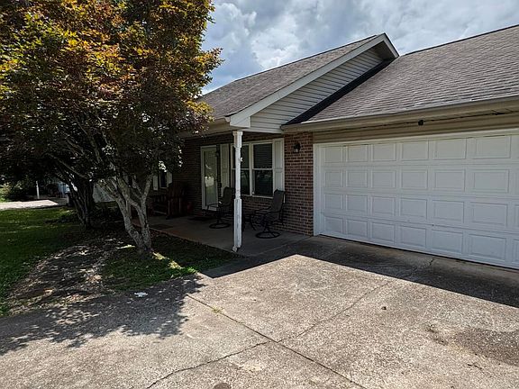3rd image of 343 Headrick View Dr