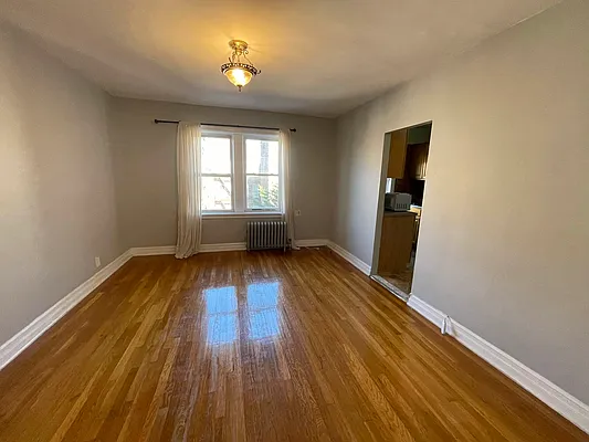 Rented by Metropolis International Realty Inc. | media 11