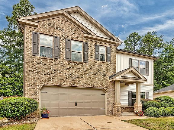 3rd image of 16 Brentsmill Cir