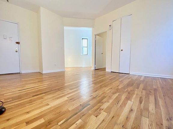4th image of 350 W 85th St #50