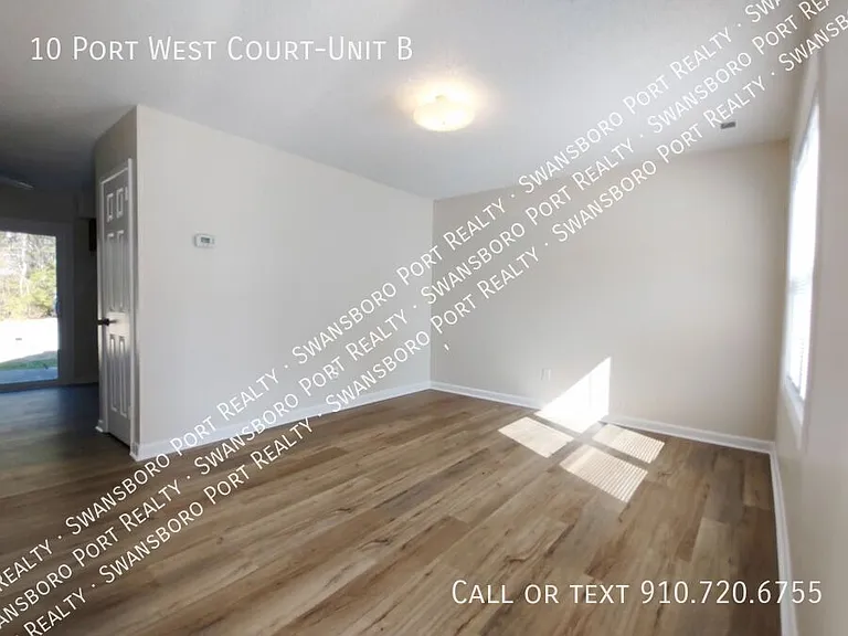 10 Port West Ct #B — Photo 2