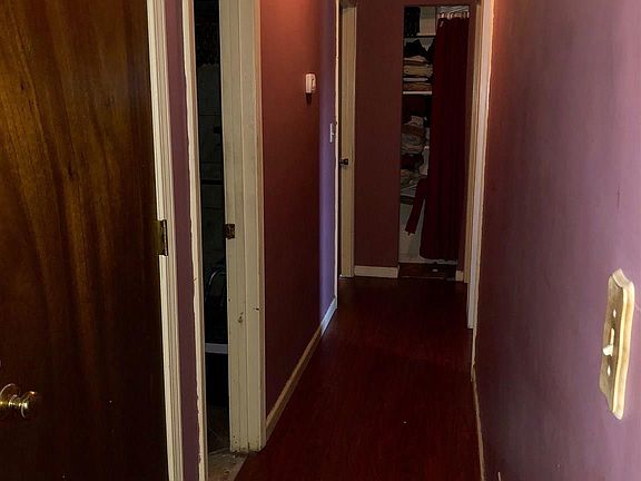 2nd image of 533 S Lee St