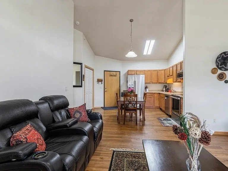2300 Westlake Rd #302 — Photo 10