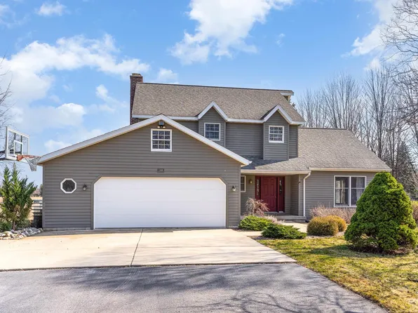 1366 N Jones Rd, Essexville, MI 48732