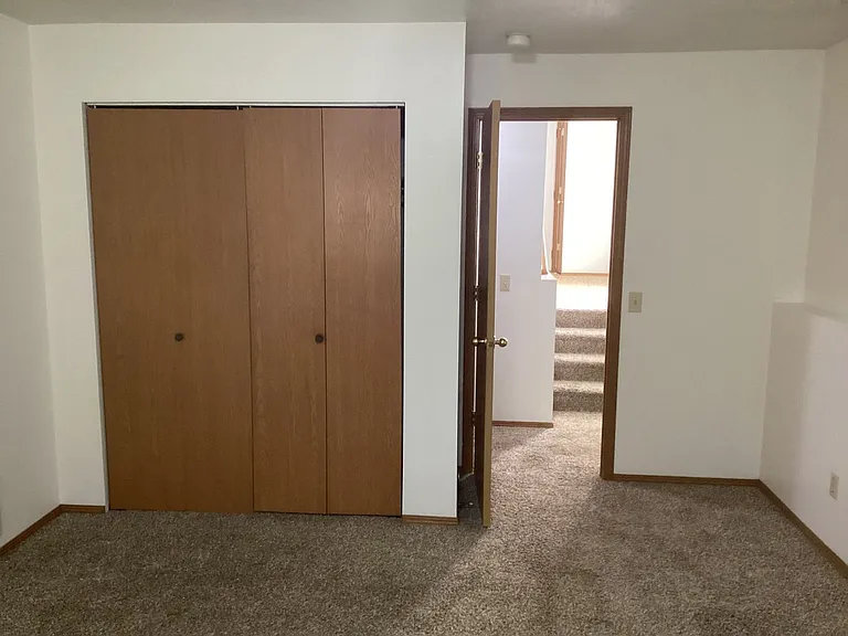 210 & 212 E Campbell St — Photo 23