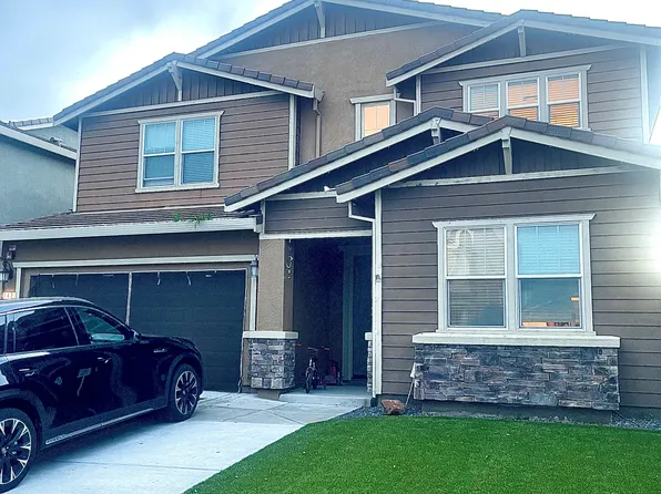 742 Sunflower St, Vacaville, CA 95687