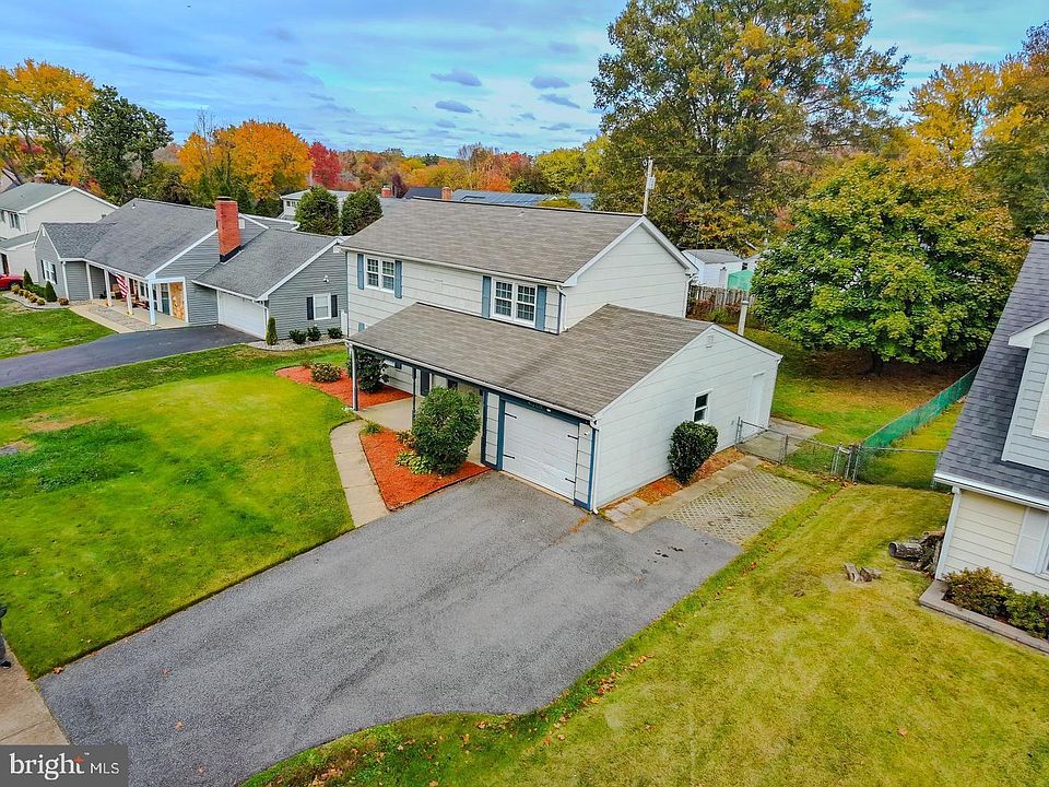 1st image of 12616 Blackwell Ln
