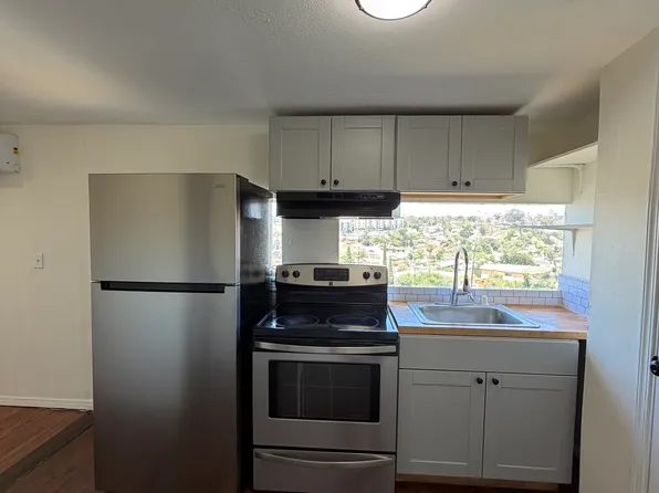 5234 Roswell St #2, San Diego, CA 92114