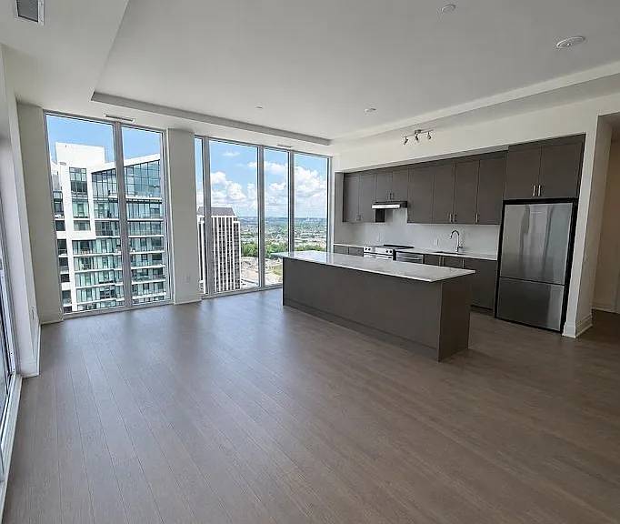 8960 Jane St #Penthouse 102 — Photo 5