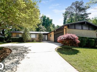 2052 Cherrybrook Dr, Decatur, GA 30032