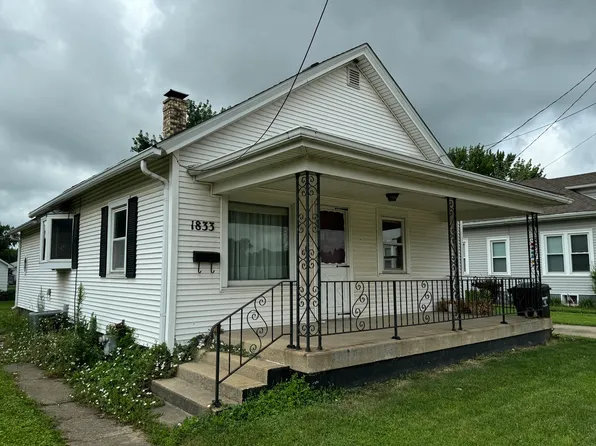 1833 Columbus St, Ottawa, IL 61350