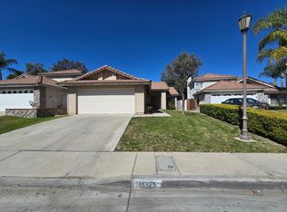 19275 Foxtail Ln, Riverside, CA 92508