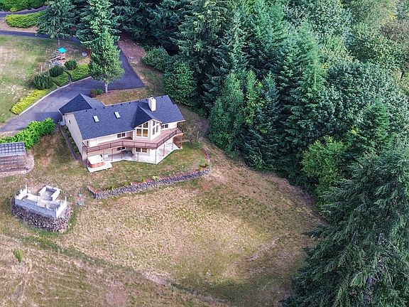 4th image of 127 Krestview Ln