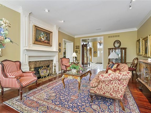 2nd image of 4320 NE Walnut Rdg