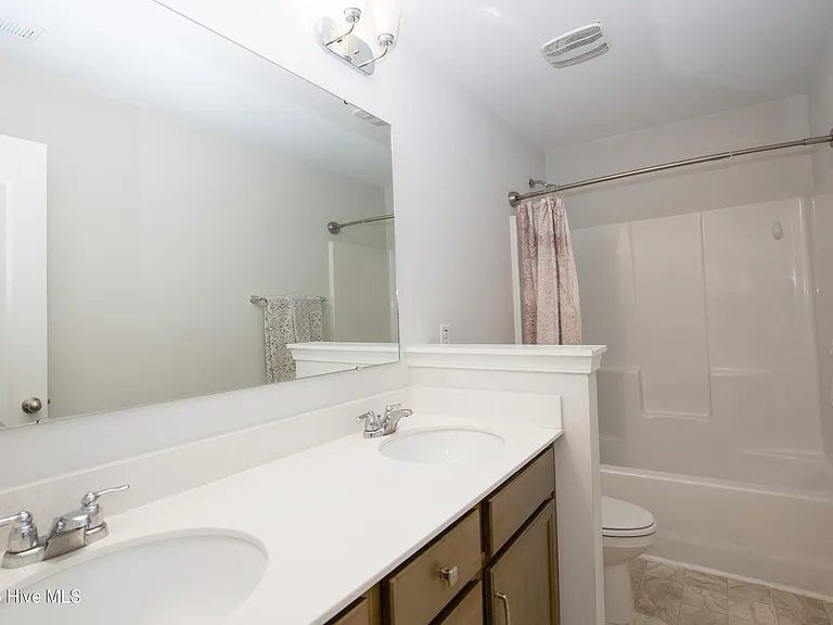 88 Kensington Dr — Photo 30