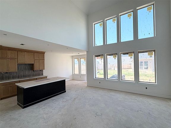 5th image of 4434 Sunny Hazel Ln